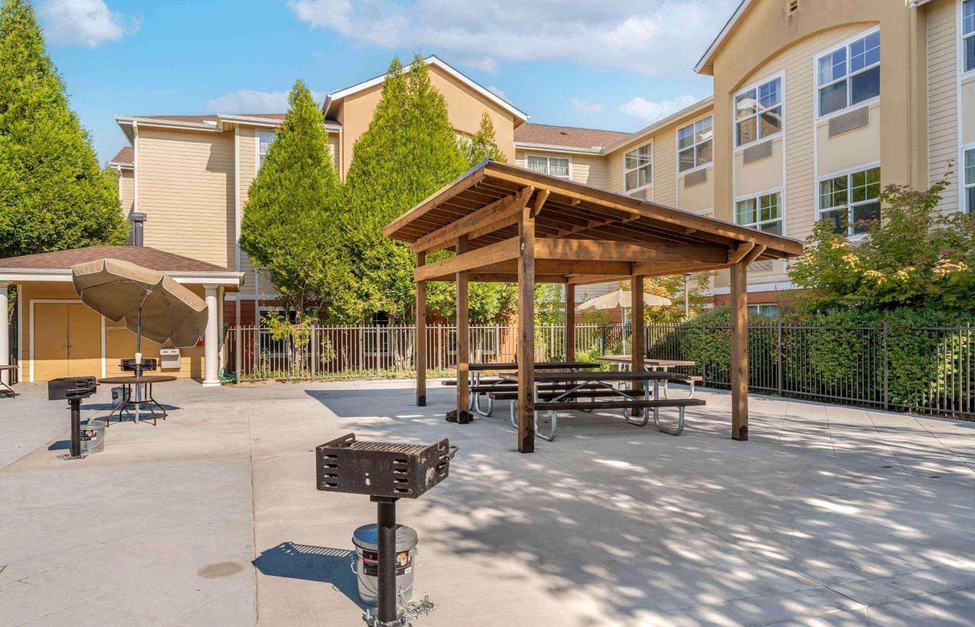 Extended Stay America Suites - Portland - Hillsboro Eksteriør billede